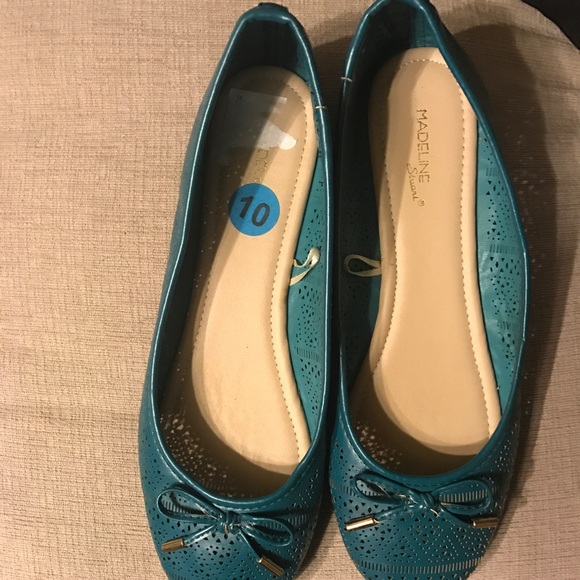Madeline Stuart Shoes - Madeline Stuart flat teal shoes size 10